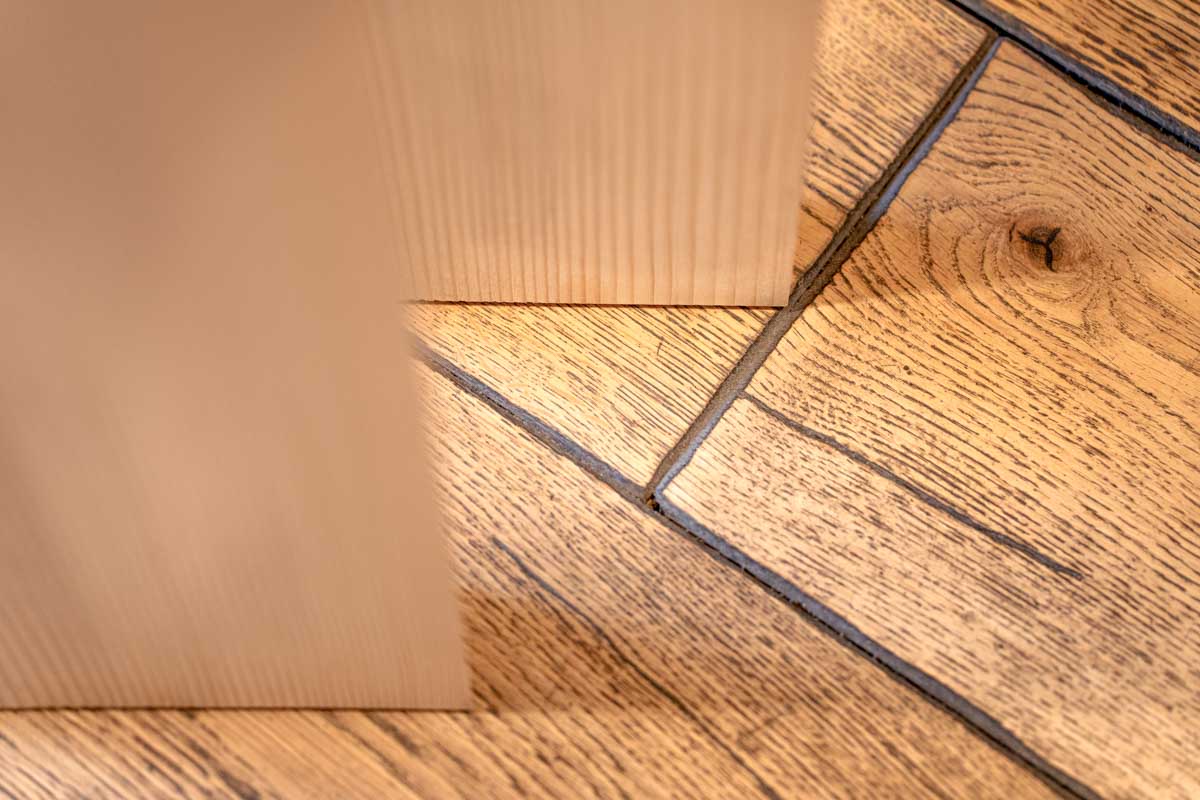 Drehbare Holzlamellen Wand für den Wohnraum