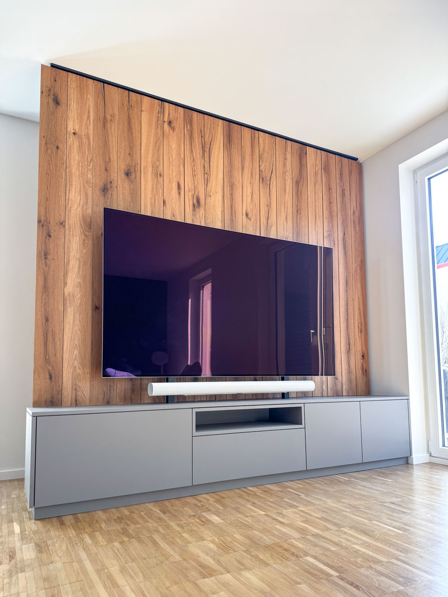 raumteiler-tv-wand-eiche-altholz-03