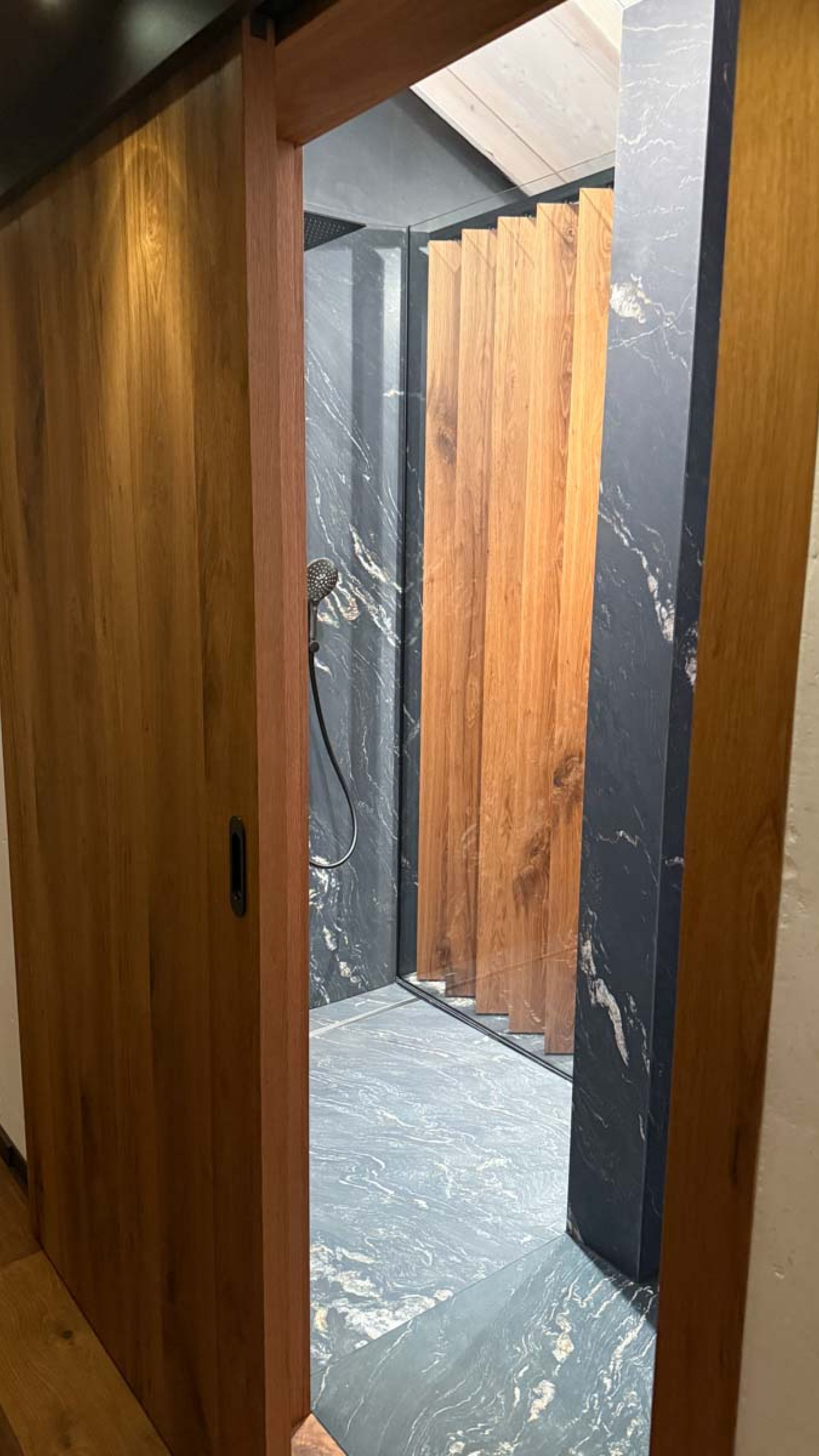Dusche / WC Altholz