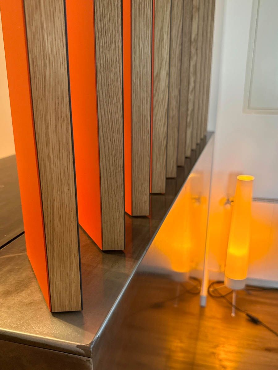 lamellenwand-eingangsbereich-eiche-linoleum-loft-muenchen-07