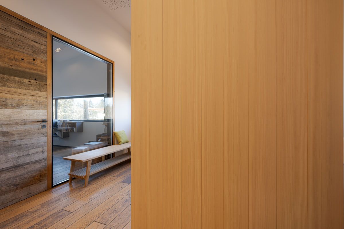 lamellenwand-tanne-arbeitsplatz-stephanskirchen-05