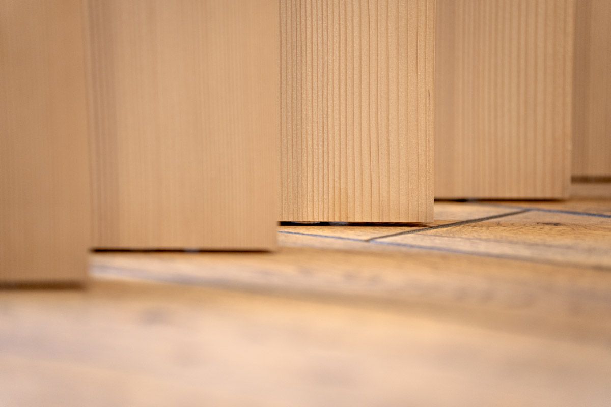 Drehbare Holzlamellen Wand für den Flur