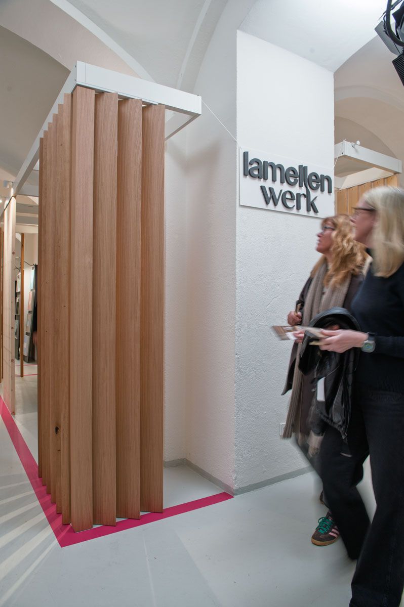 lamellenwand-messestand-lamellenwerk-blickfang-01